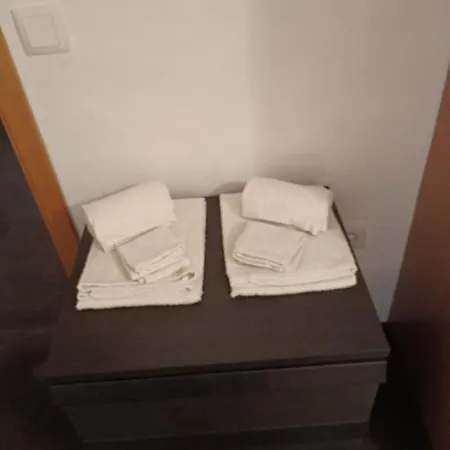 Sunny Da Viana, Дом отдыха *