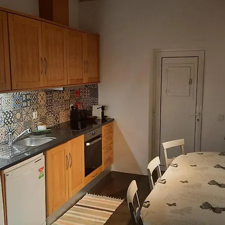 Sunny Da Viana, Vakantiehuis *